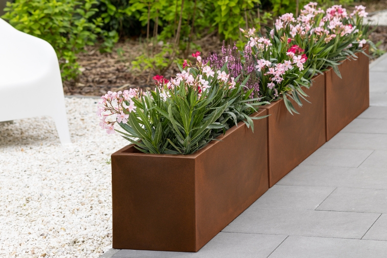 Prostokątna podłużna Donica Monumo Long Maxi